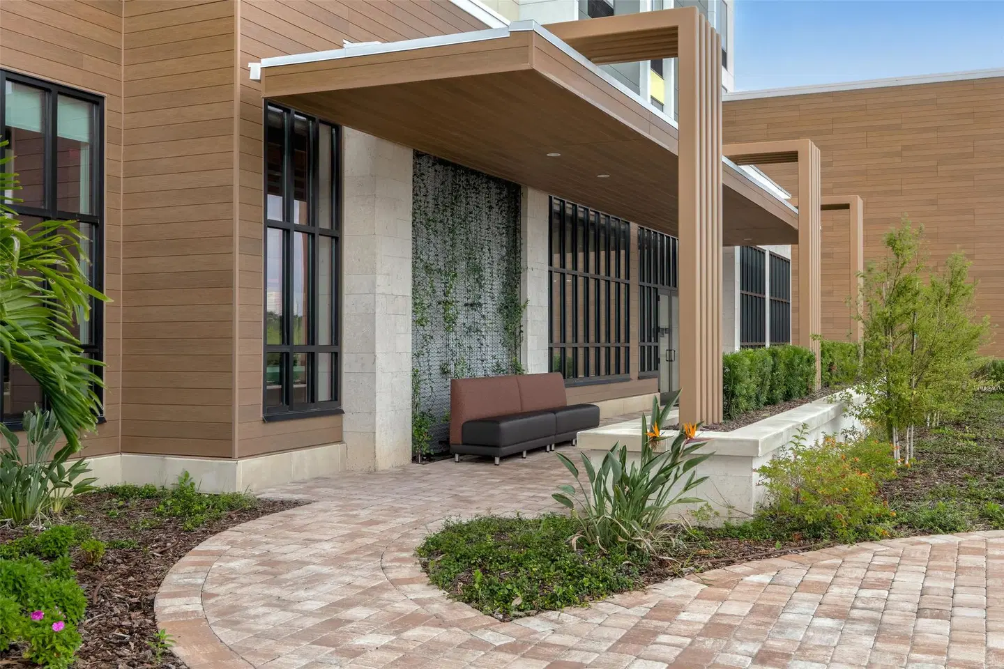 Hilton Garden Inn Orlando I-4 Millenia Blvd Mall EXTERIOR