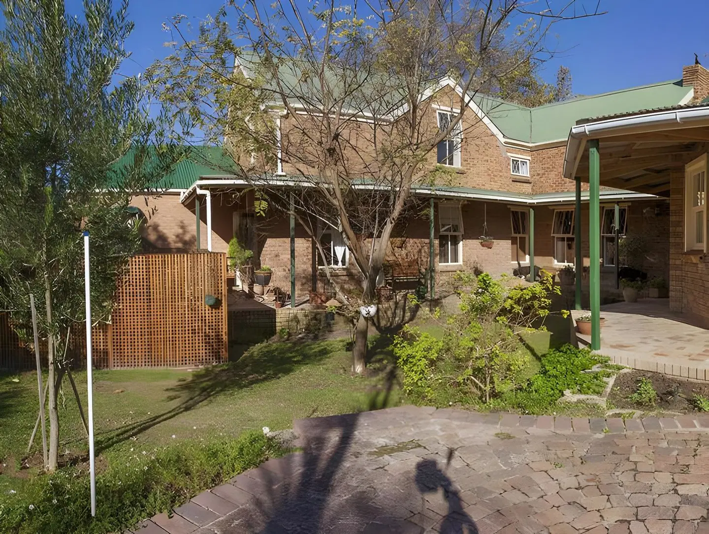 Rustic Manor Bed and Breakfast EXTERIOR