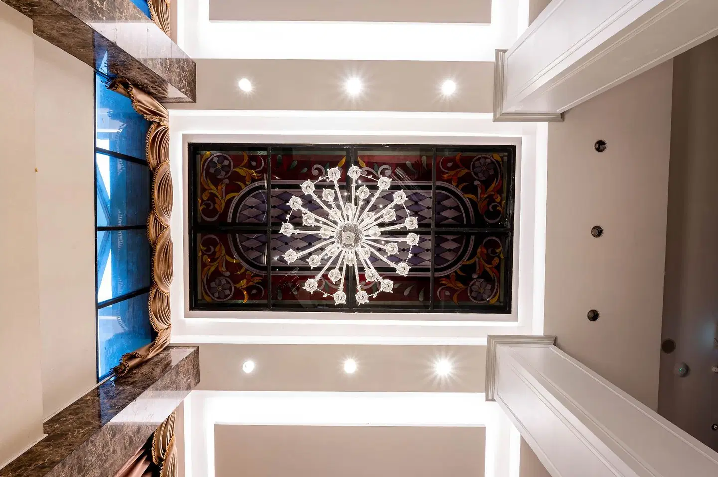 HOTEL MUQ LOUNGE_LOBBY