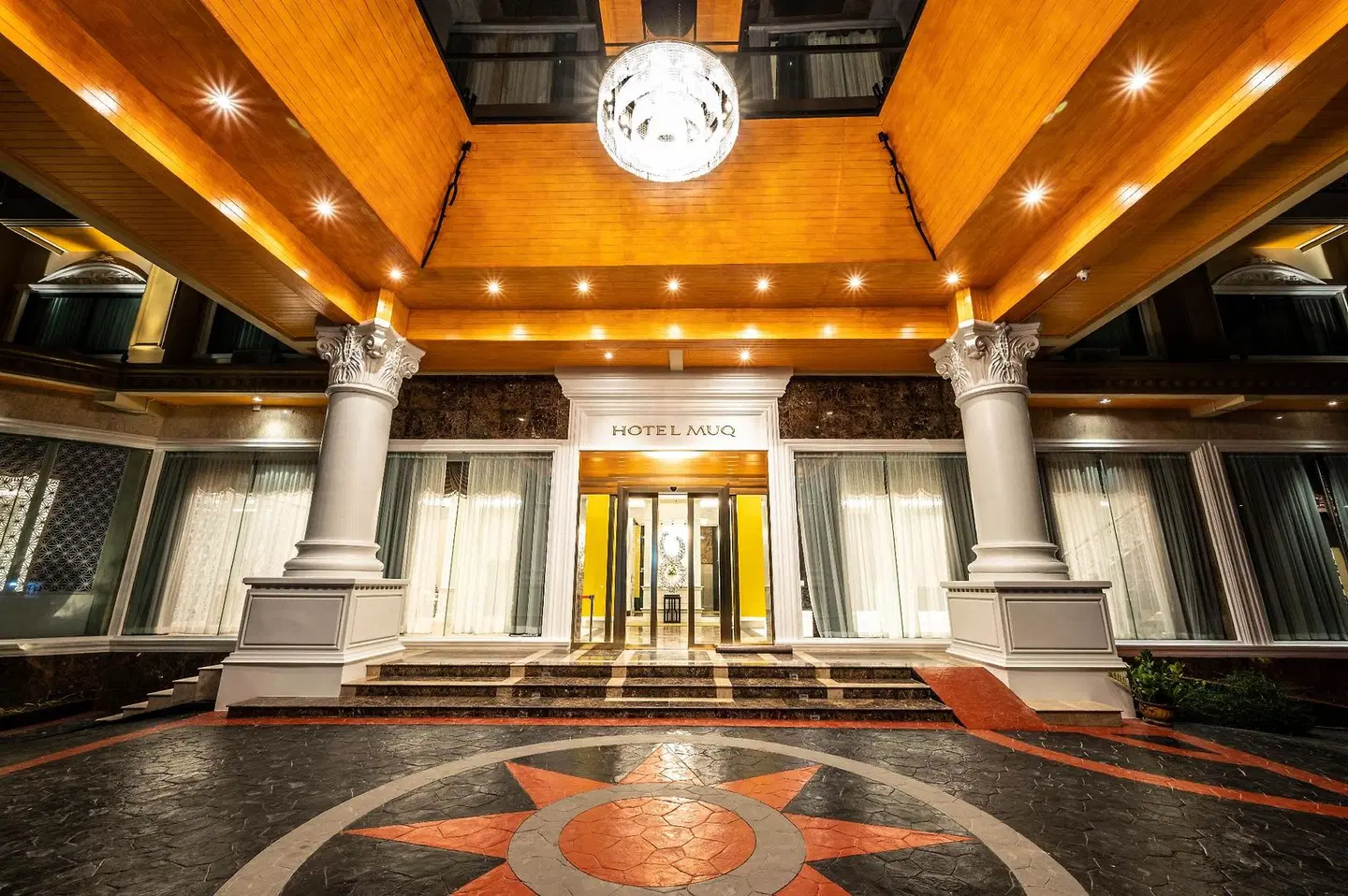 HOTEL MUQ LOUNGE_LOBBY