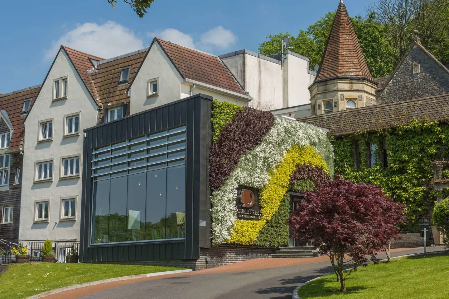 DoubleTree by Hilton Bristol Cadbury House EXTERIOR