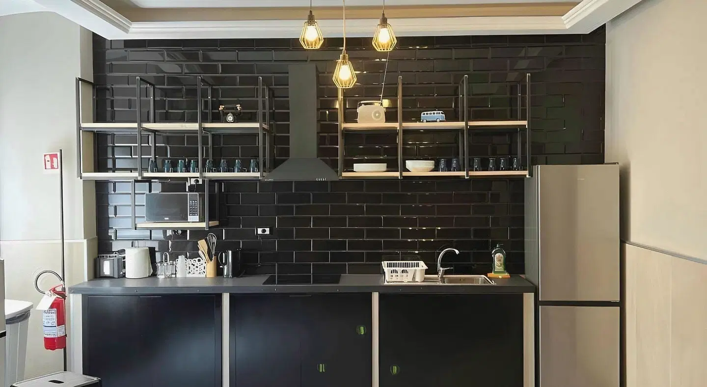 Four Seasons Hostel Rome BAR