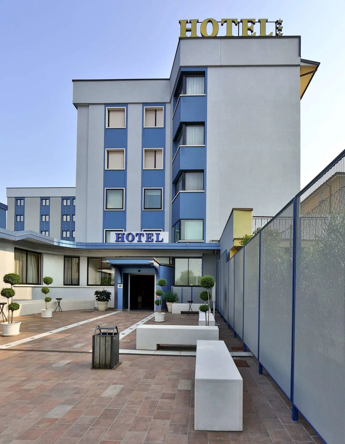 Best Western Soave Hotel EXTERIOR