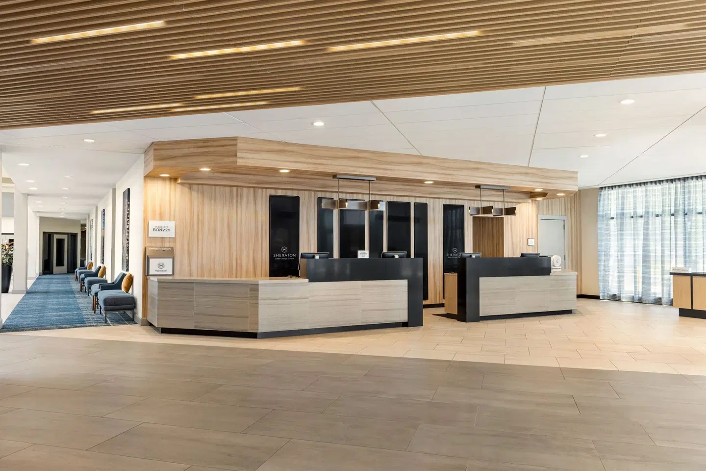 Sheraton Chicago OHare Airport LOUNGE_LOBBY