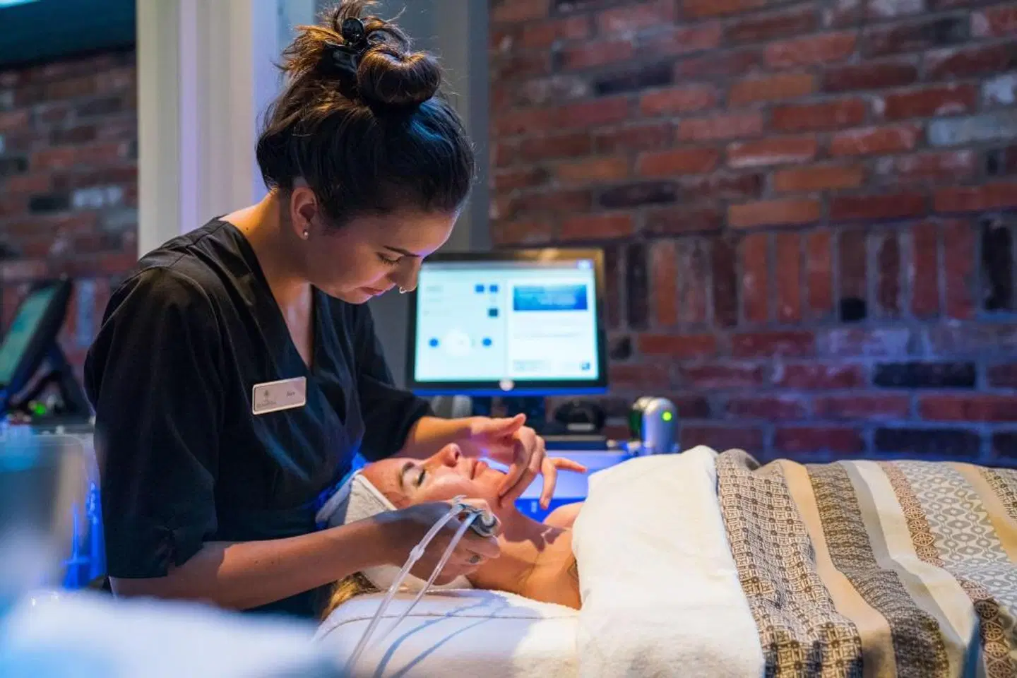 Magnolia Hotel & Spa PEOPLE