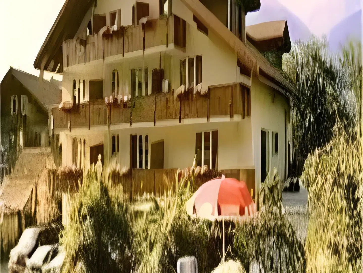 Hotel Brienz EXTERIOR