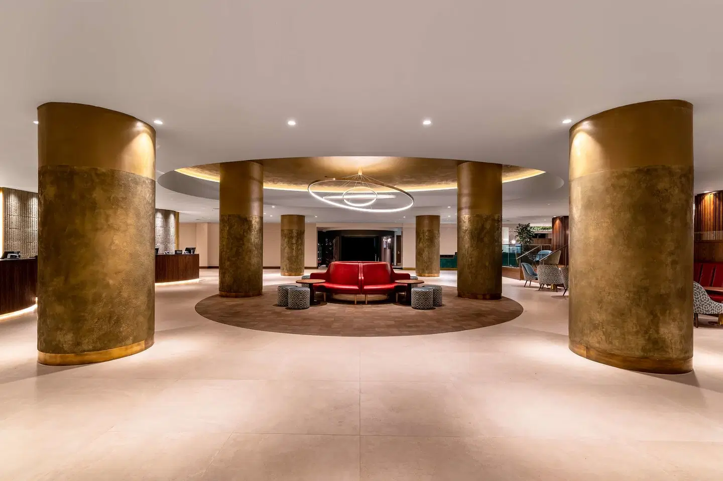 Hilton Birmingham Metropole LOUNGE_LOBBY