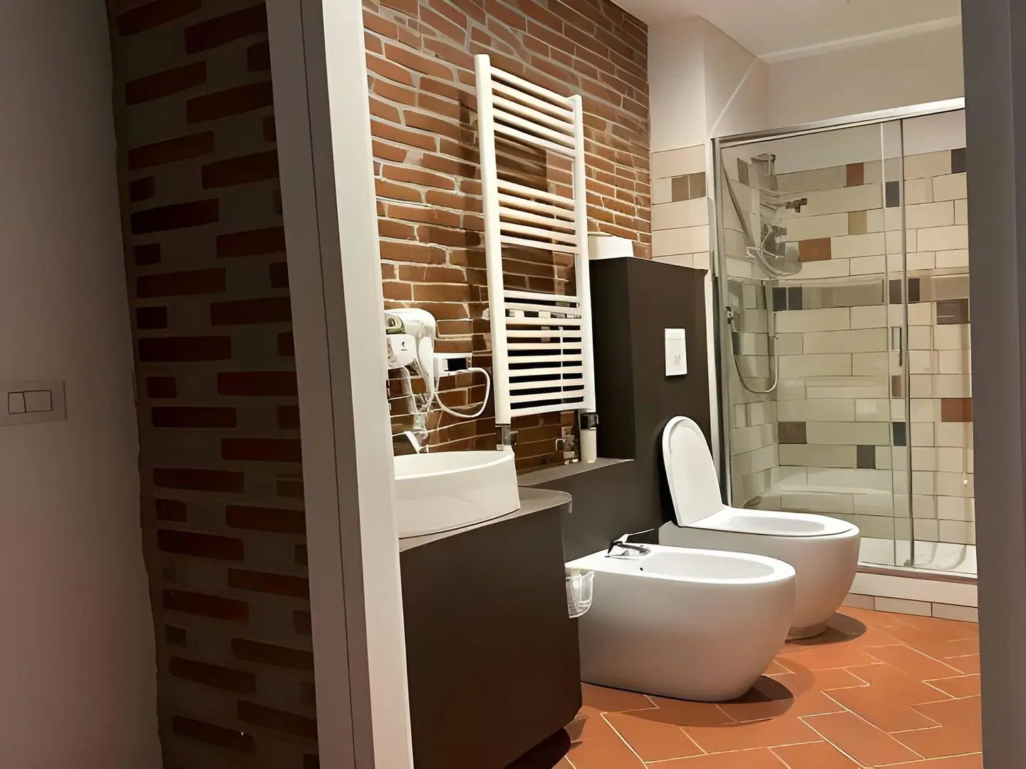 New Generation Hostel Ognissanti BATHROOM