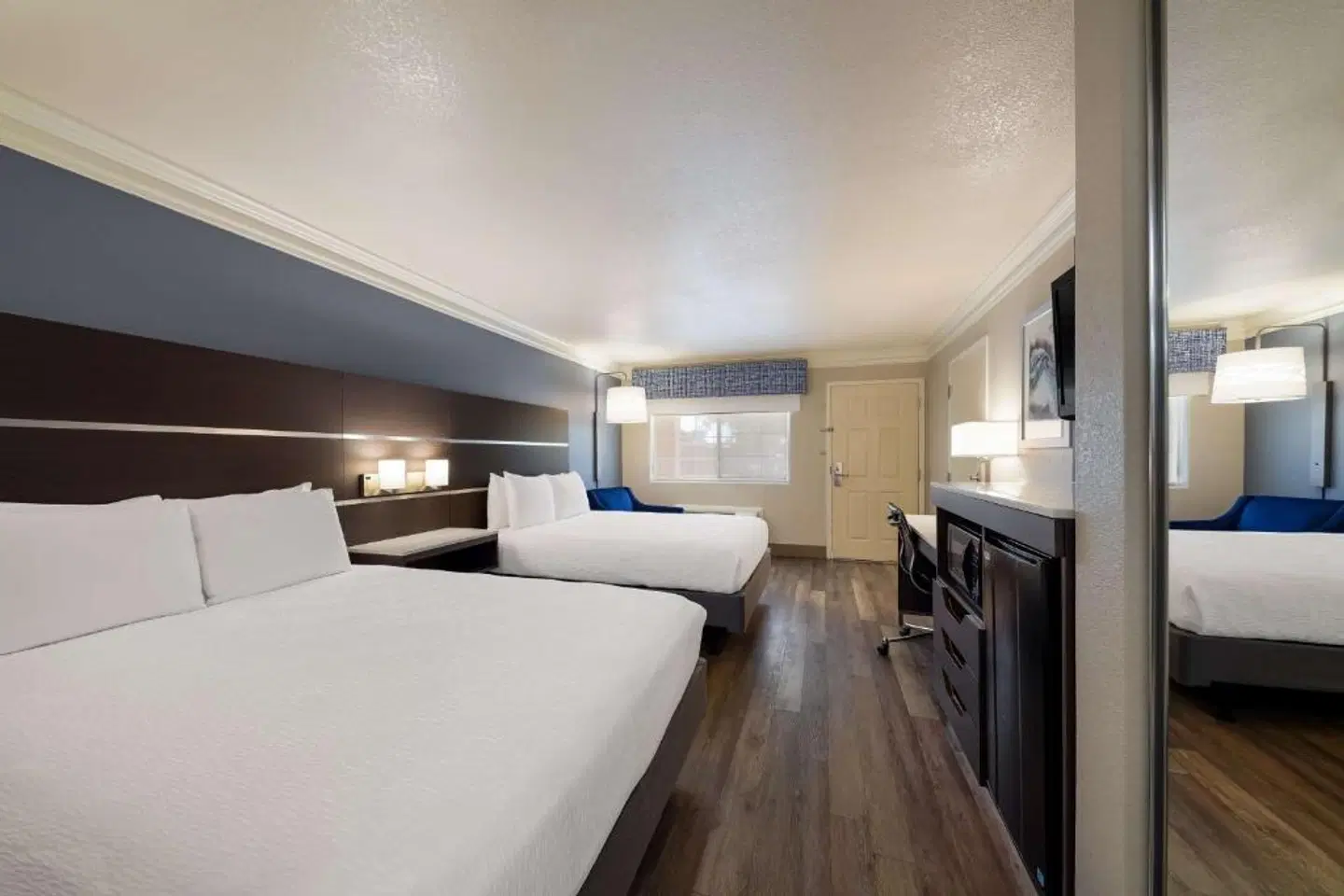 Best Western Inn & Suites Lemoore ROOM_EXAMPLE