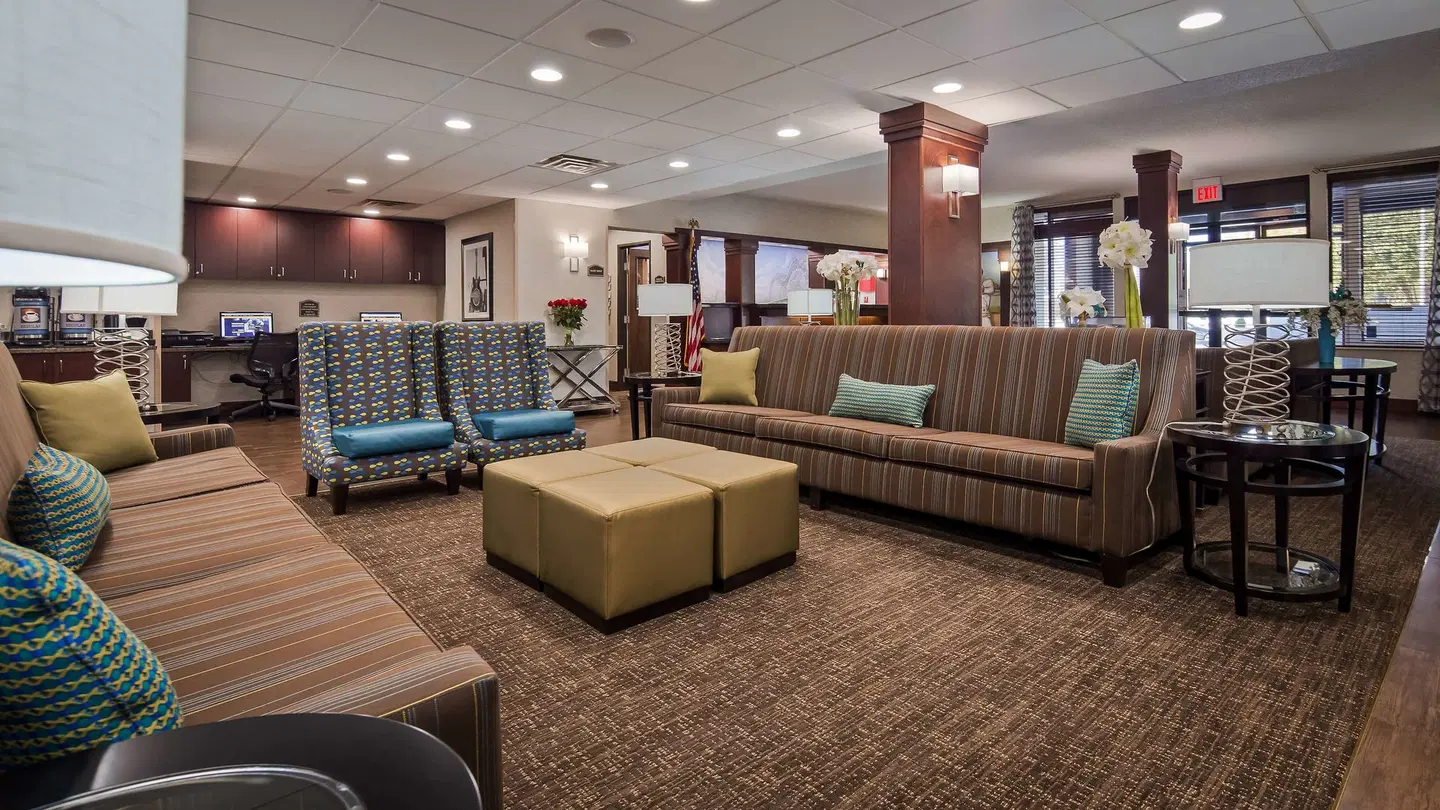 Best Western Galleria Inn & Suites Memphis LOUNGE_LOBBY