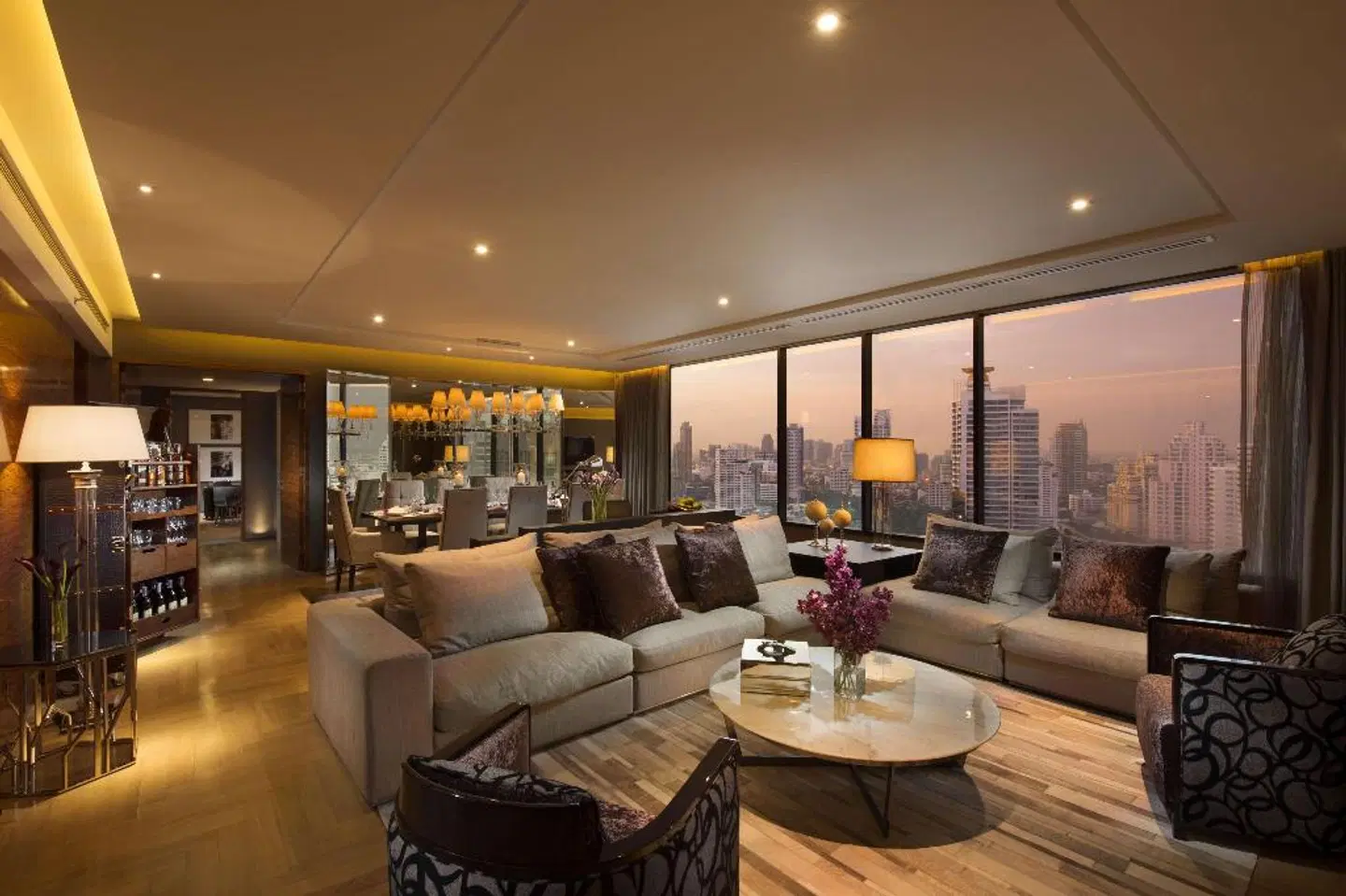 Hilton Sukhumvit Bangkok LOUNGE_LOBBY