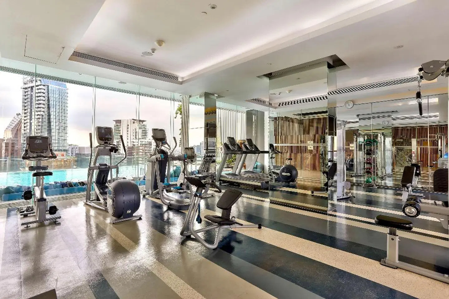 Hilton Sukhumvit Bangkok SPORTS_AND_LEISURE