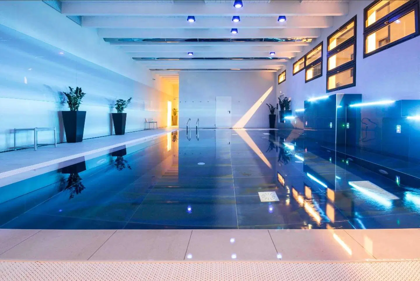 Best Western Modena District Hallenbad