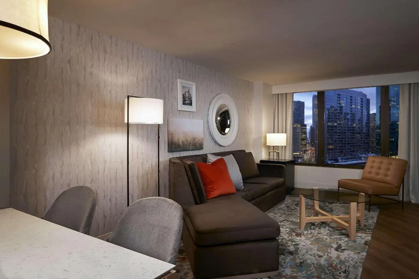 Hilton Grand Vacations Club Chicago Magnificent Mile ROOM_EXAMPLE