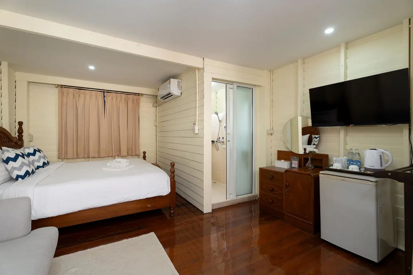 Resort Bangphlat ROOM_EXAMPLE
