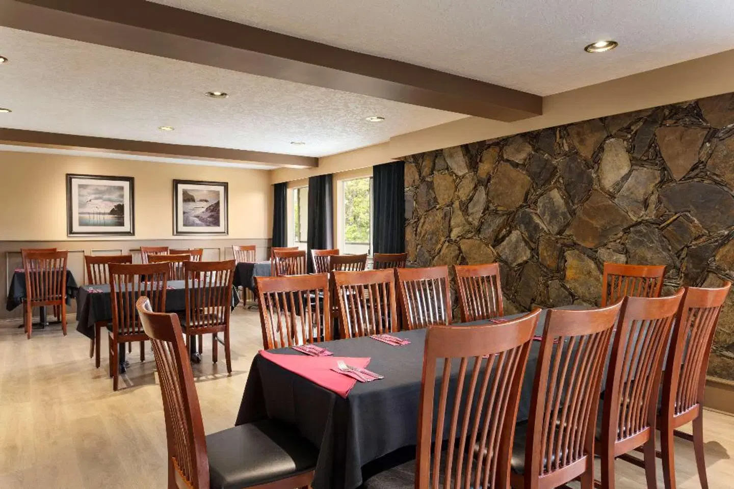 Days Inn by Wyndham Victoria Uptown Konferenz