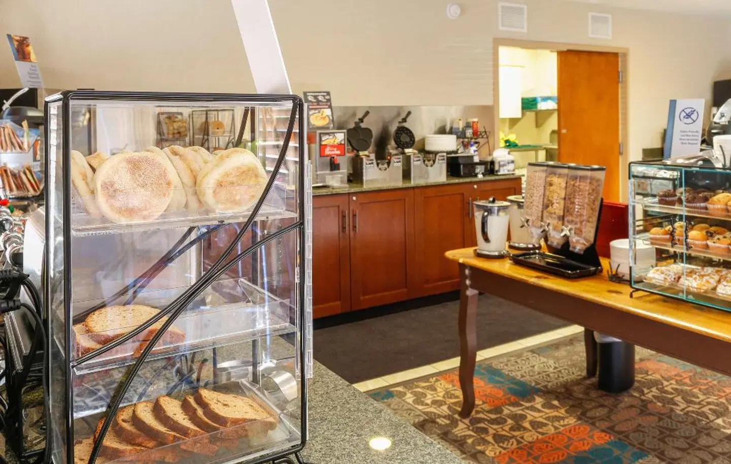 Best Western Rocky Mountain Lodge RESTAURANT