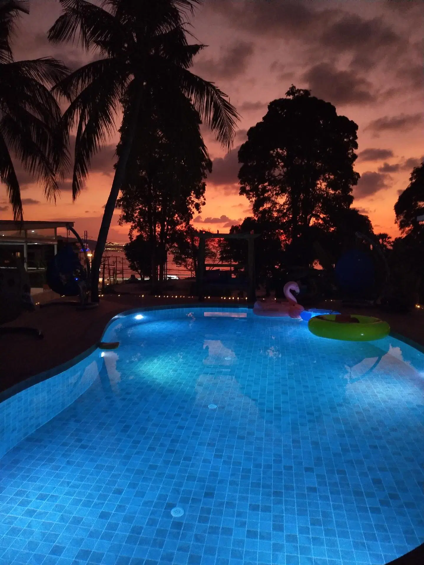 Daydream Villa Resort OUTDOOR_POOL