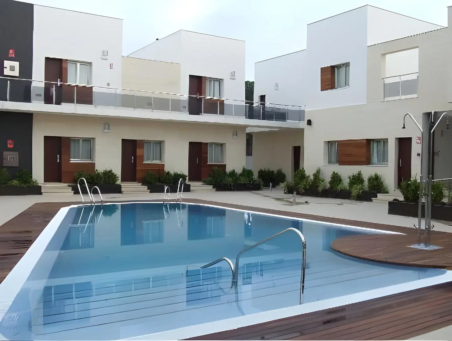 Aparthotel Novo Sancti Petri OUTDOOR_POOL