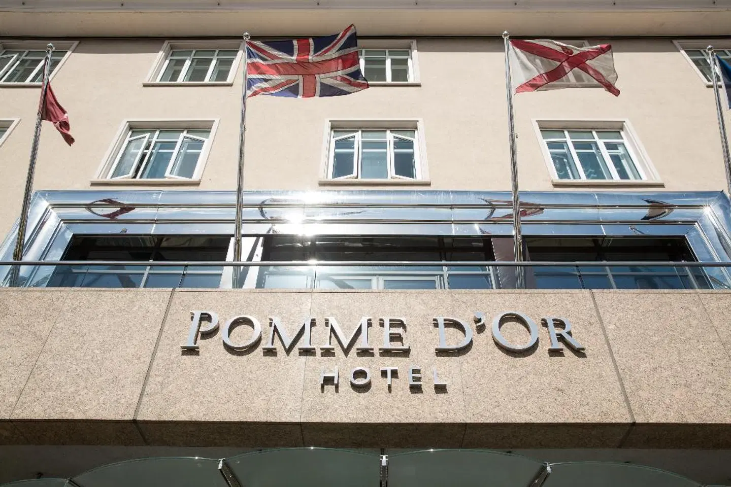 Pomme d'Or EXTERIOR