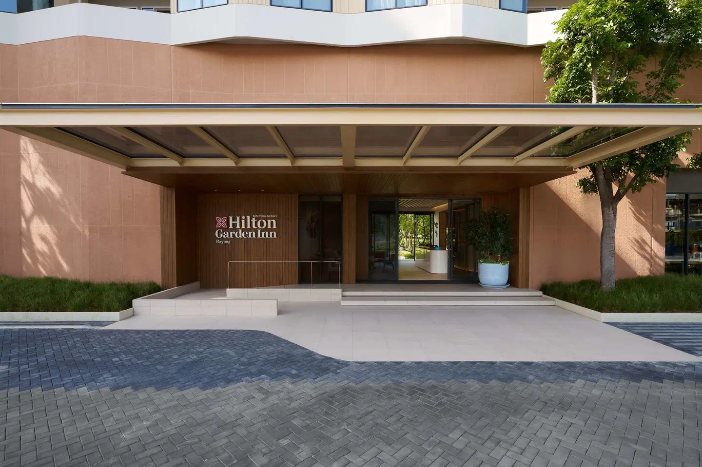 Hilton Garden Inn Rayong EXTERIOR