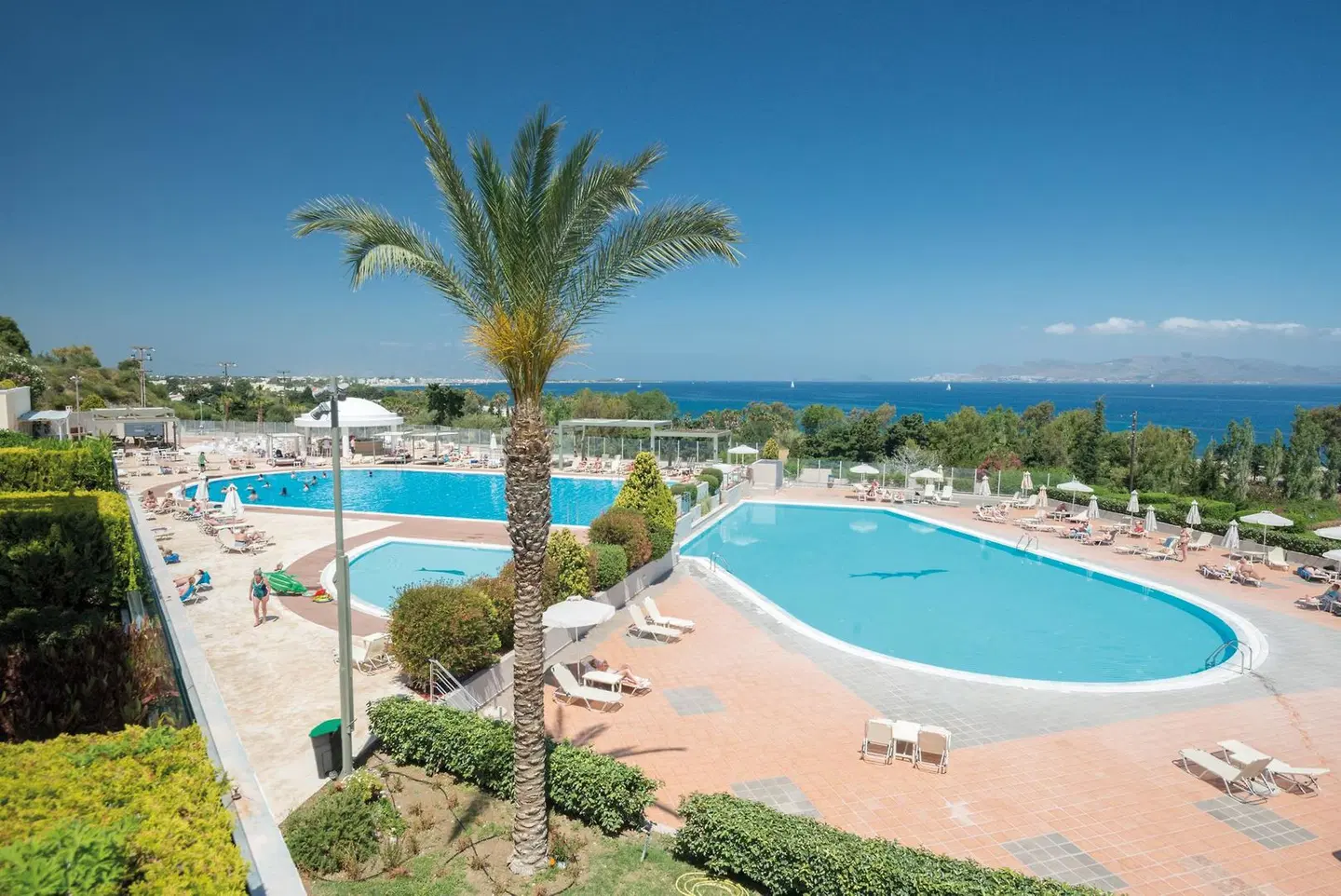 Kipriotis Panorama Hotel & Suites OUTDOOR_POOL