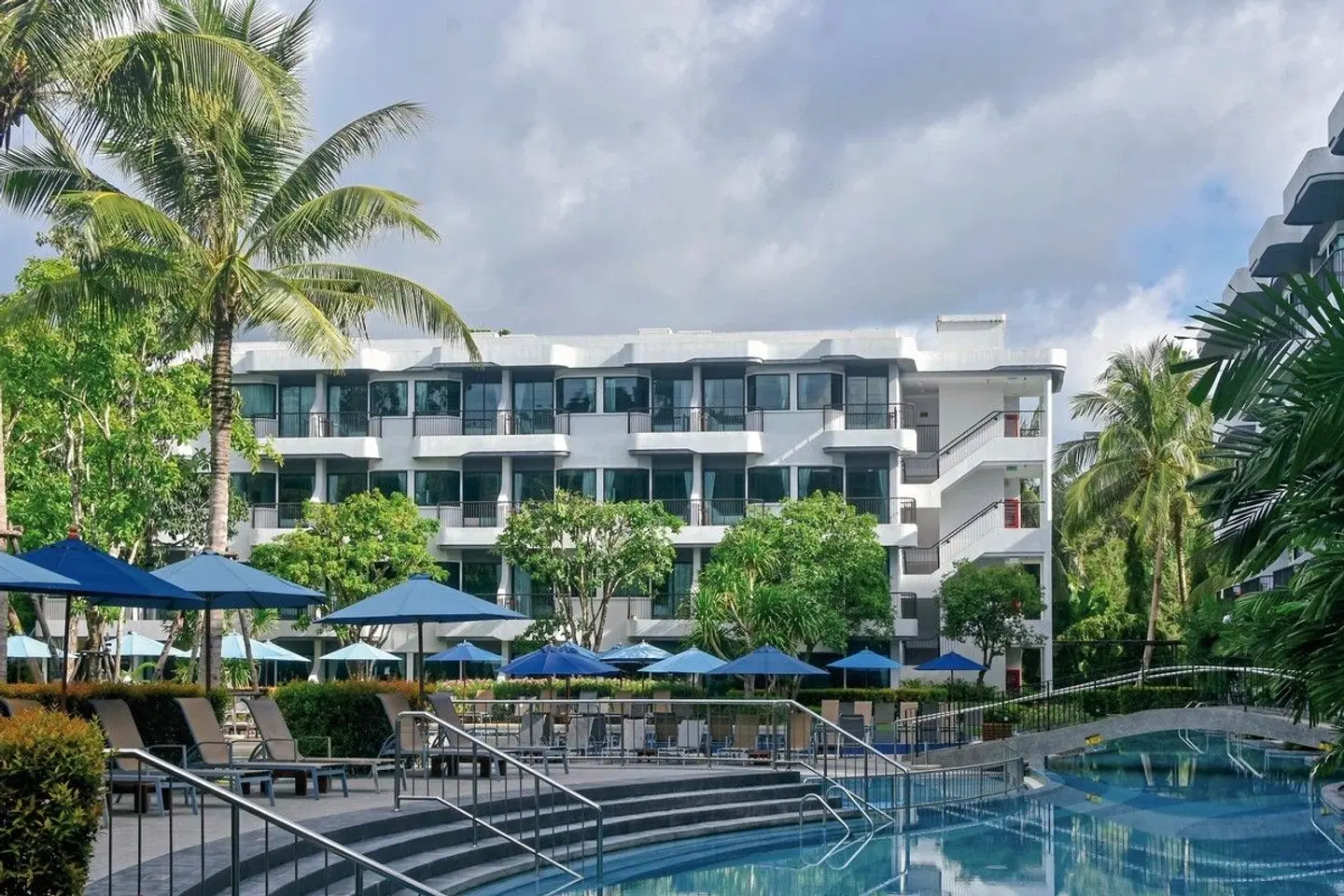 Holiday Style Ao Nang Beach Resort, Krabi EXTERIOR