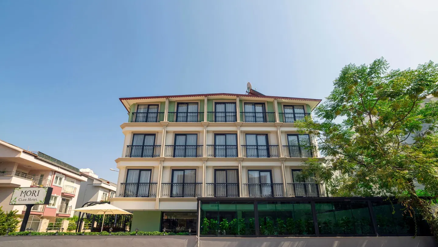 Mori Club Hotel EXTERIOR
