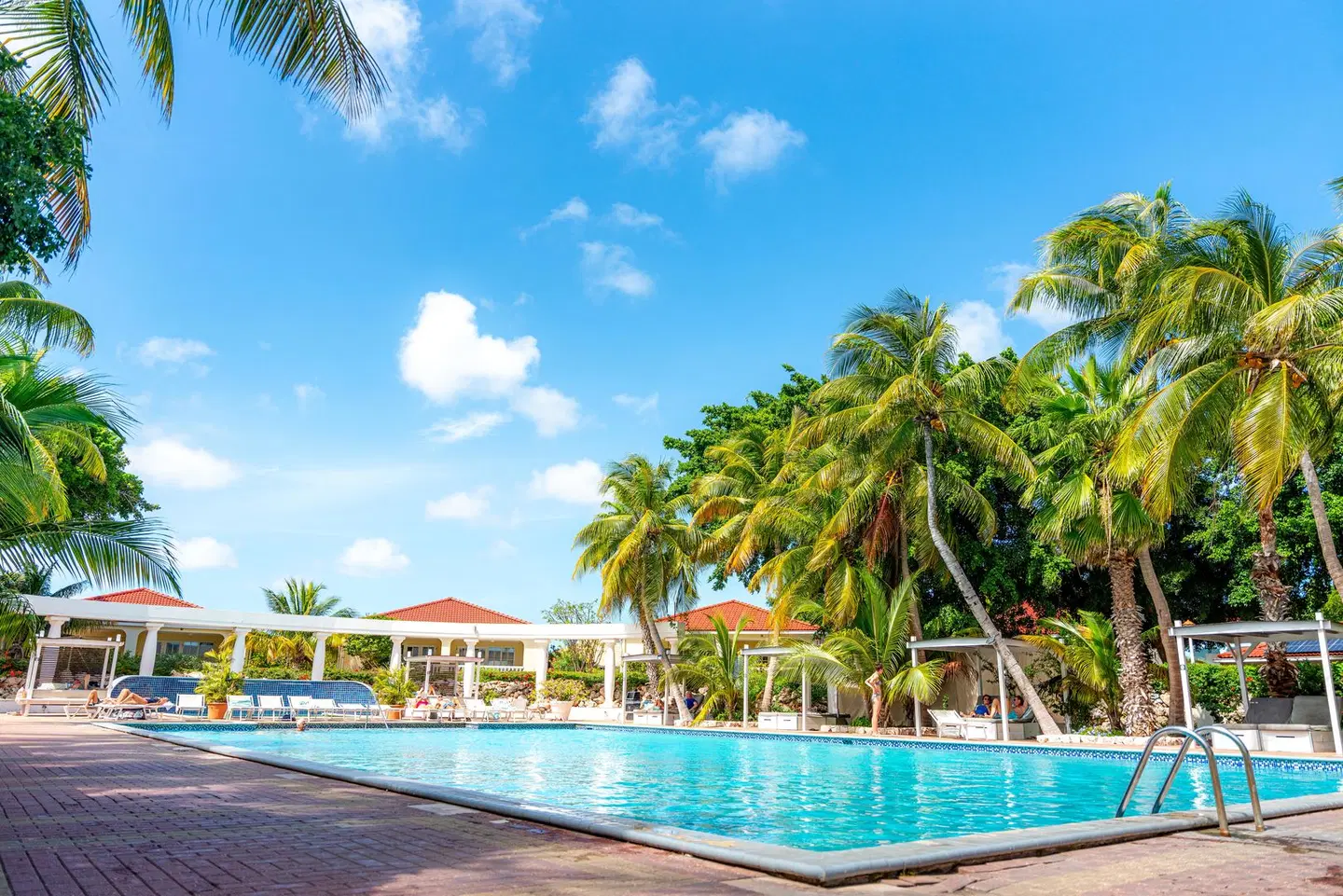 Livingstone Jan Thiel Beach Resort OUTDOOR_POOL