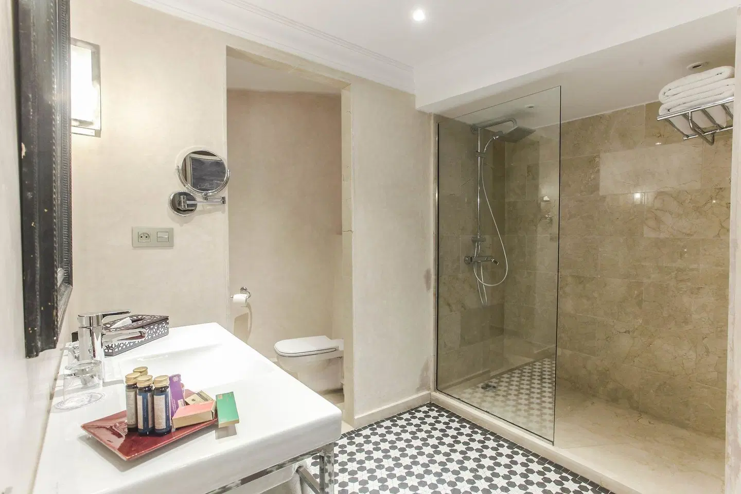 Hivernage Hotel & Spa BATHROOM