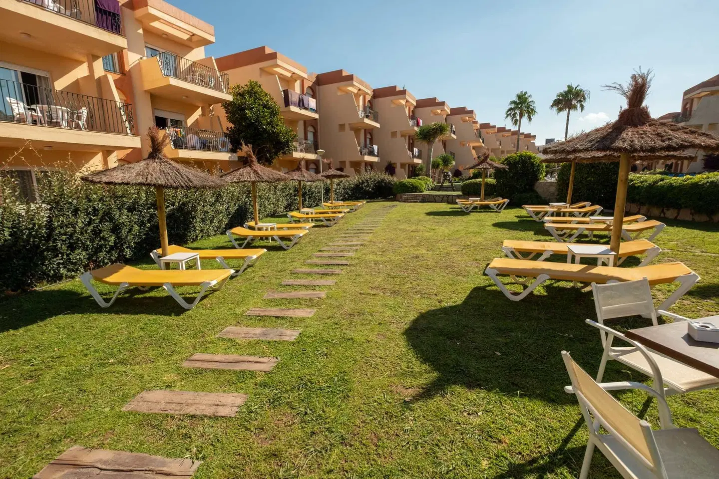 Aparthotel Las Dunas Garten