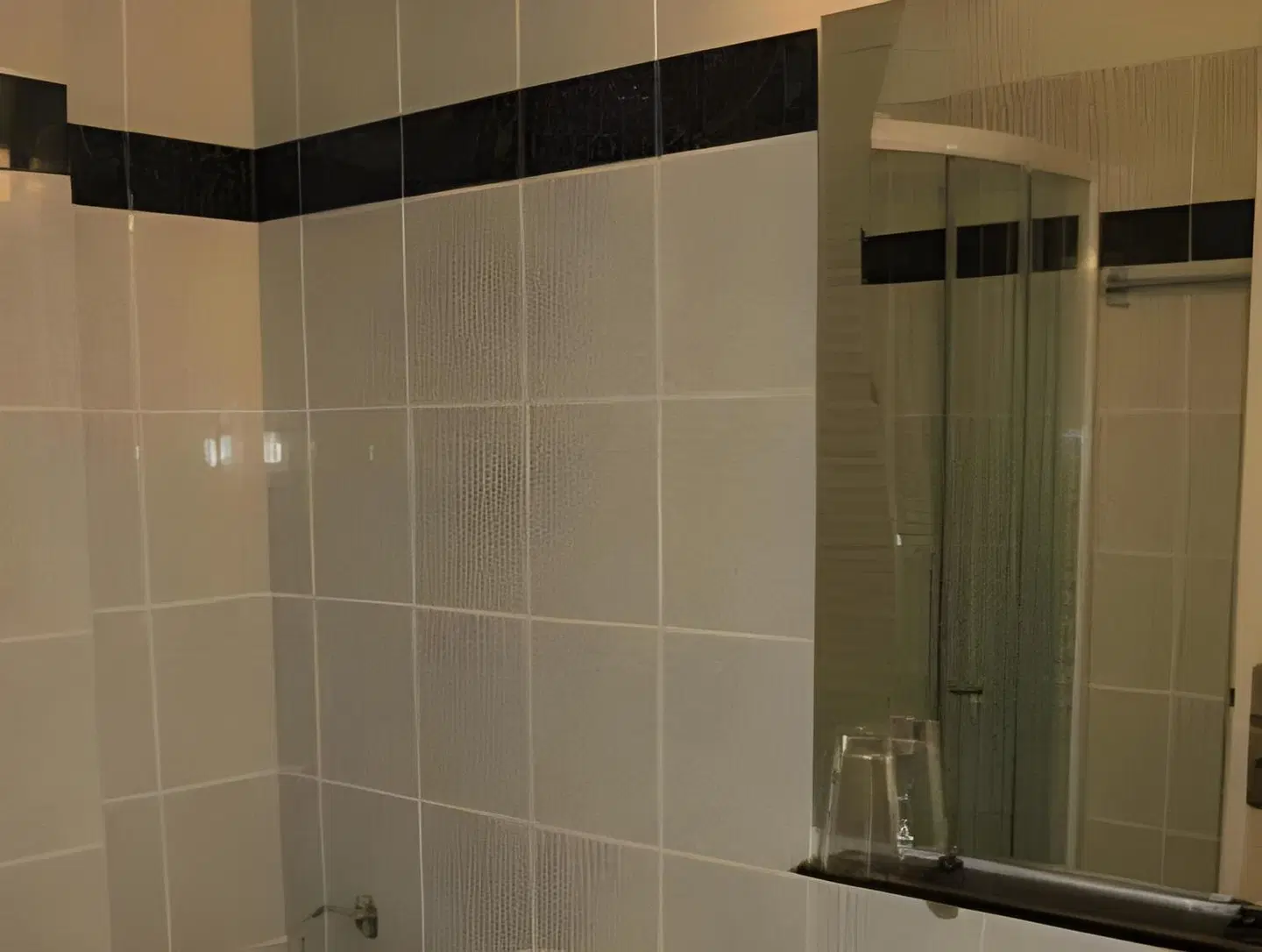 Esperanza Hotel BATHROOM