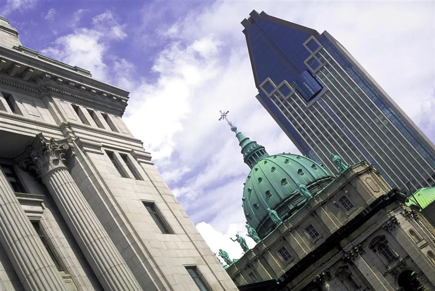 Le Centre Sheraton Montreal Hotel EXTERIOR