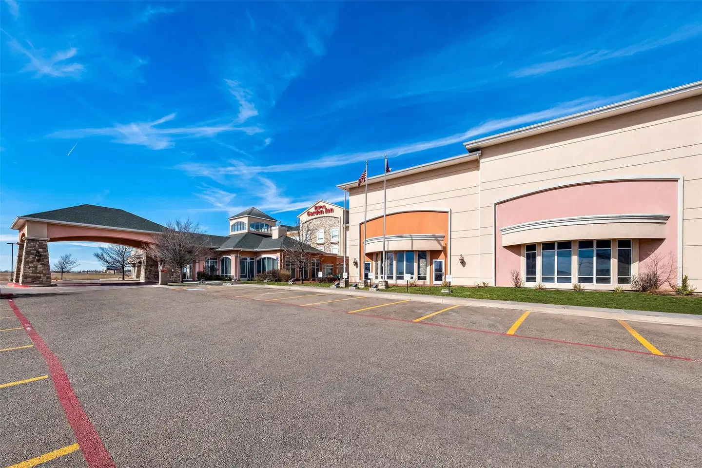 Hilton Garden Inn Amarillo EXTERIOR