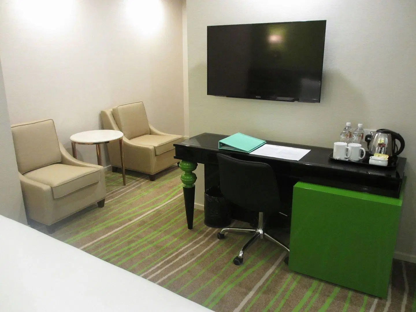 COSMO HOTEL ROOM_EXAMPLE