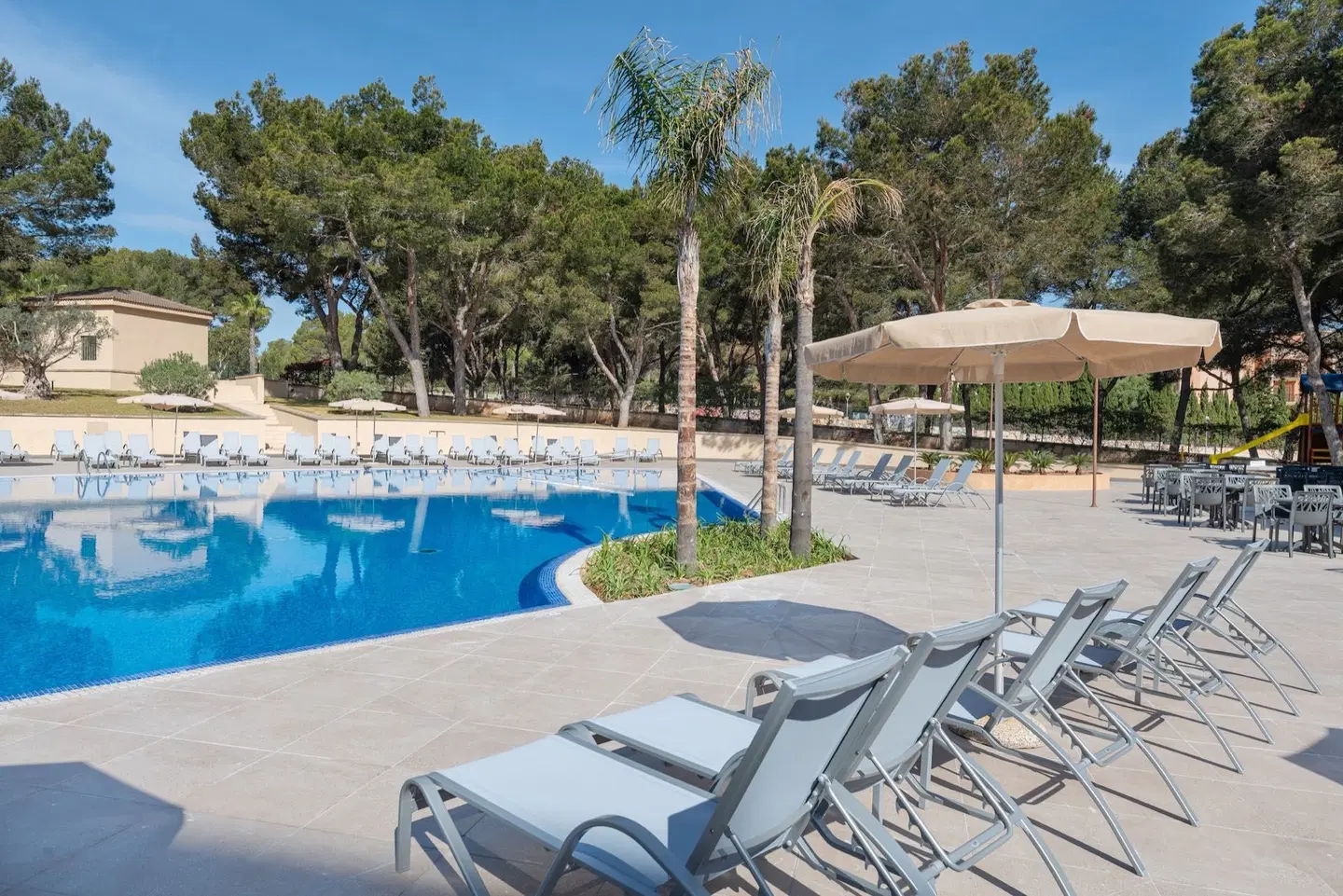 Can Picafort Palace OUTDOOR_POOL