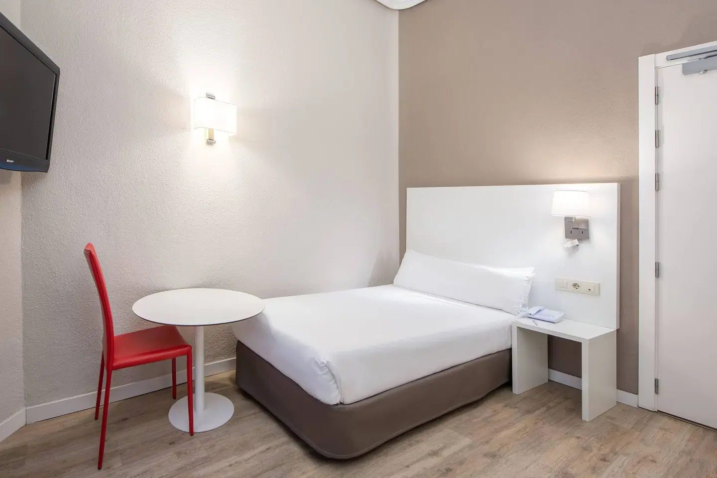 Madrid Gran Vía managed by Melia ROOM_EXAMPLE