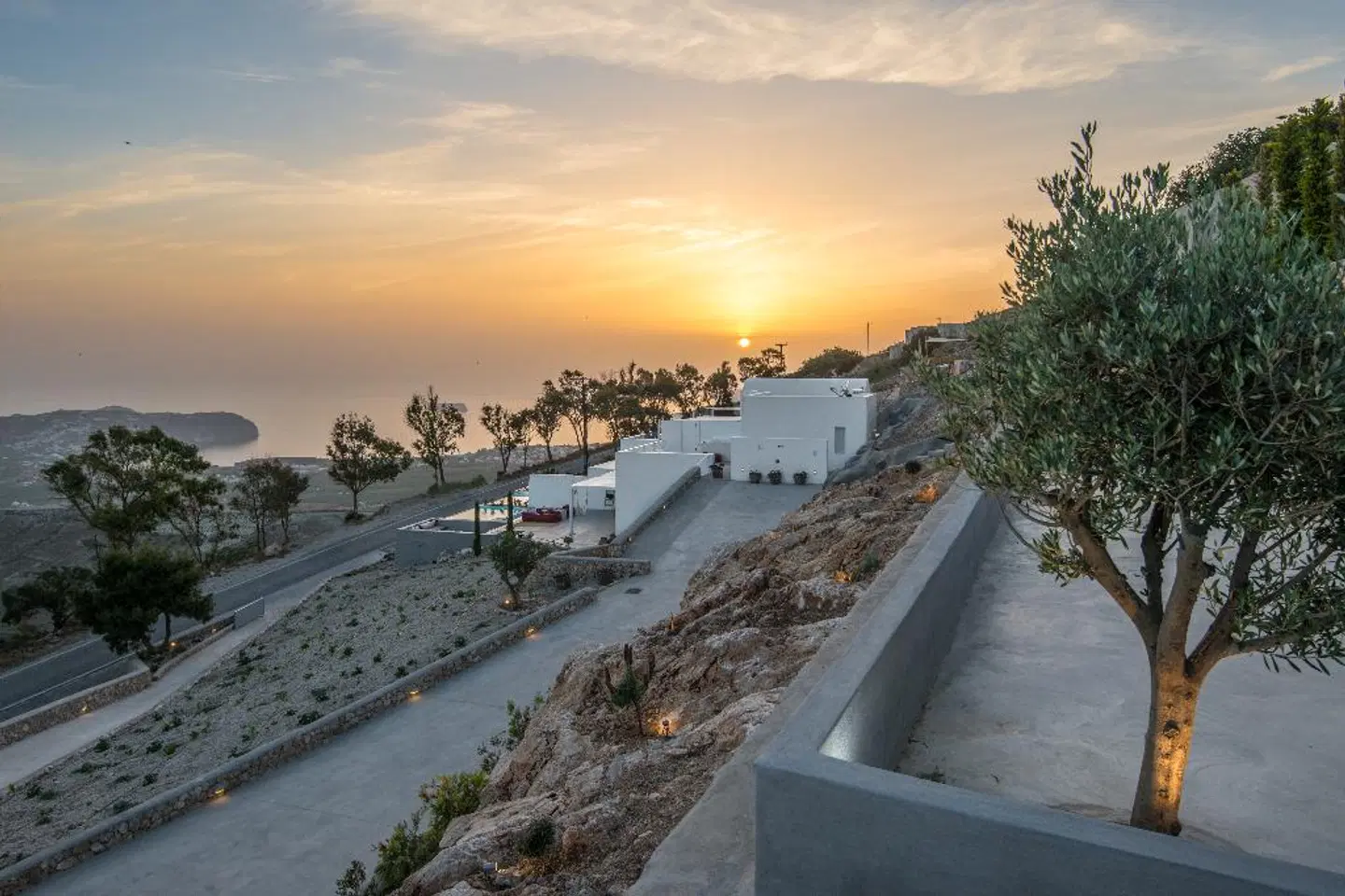 Santorini Heights Strand