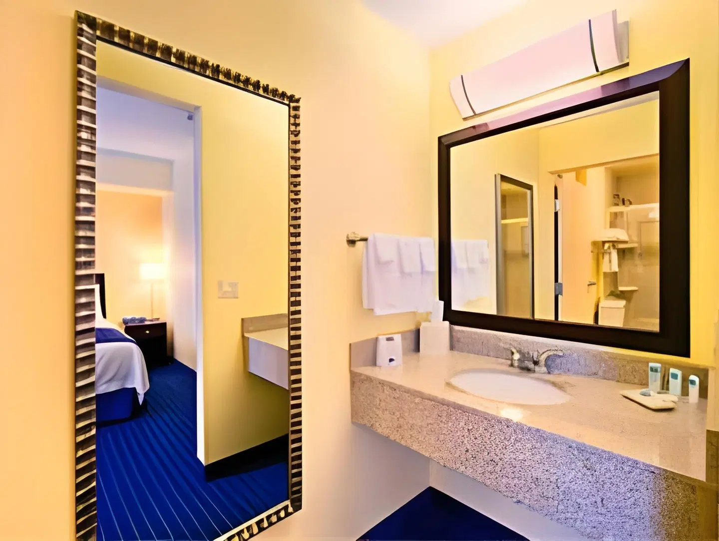 SpringHill Suites by Marriott El Paso Badezimmer