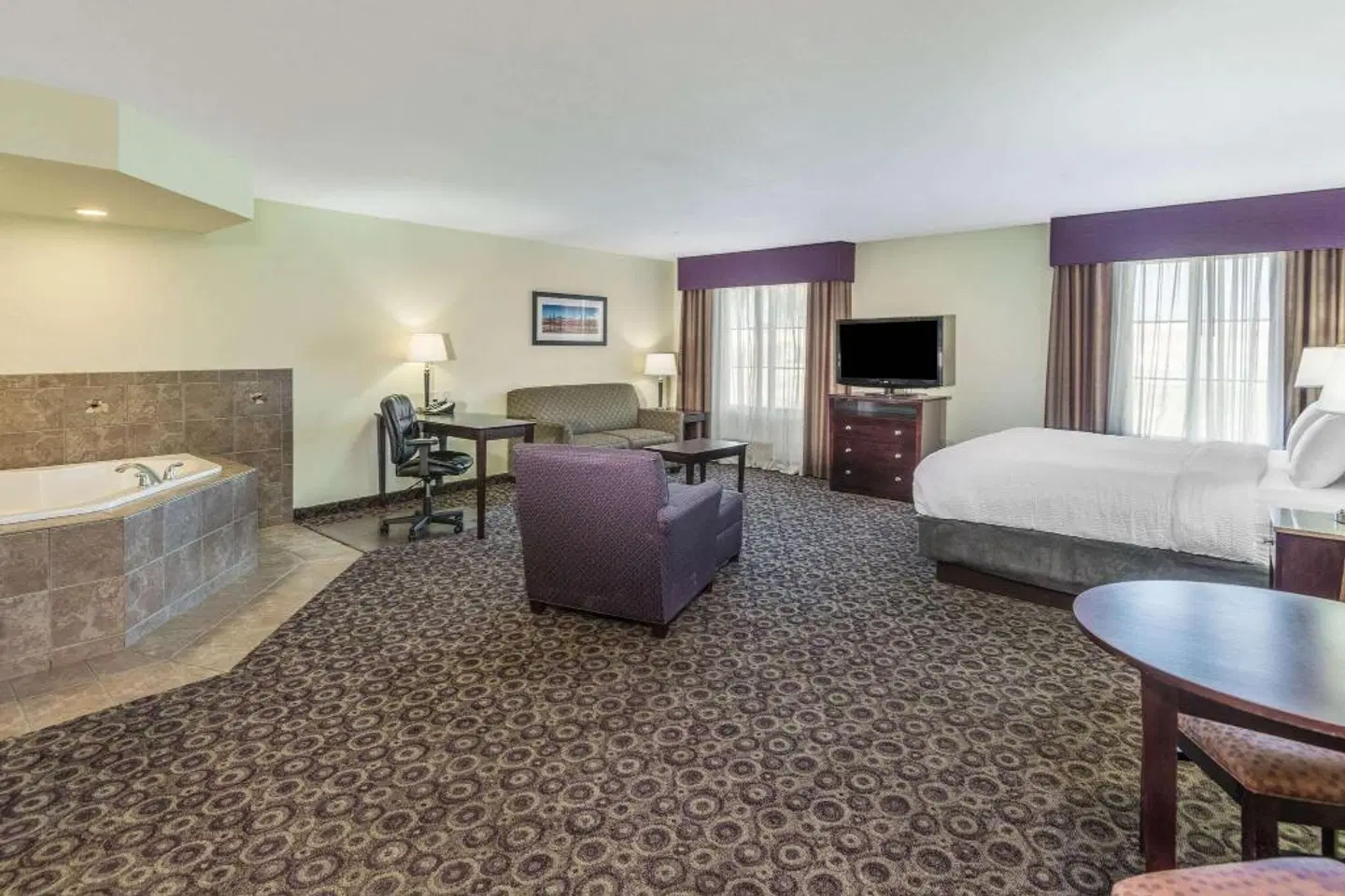 La Quinta Inn & Suites by Wyndham Las Vegas Airport South ROOM_EXAMPLE