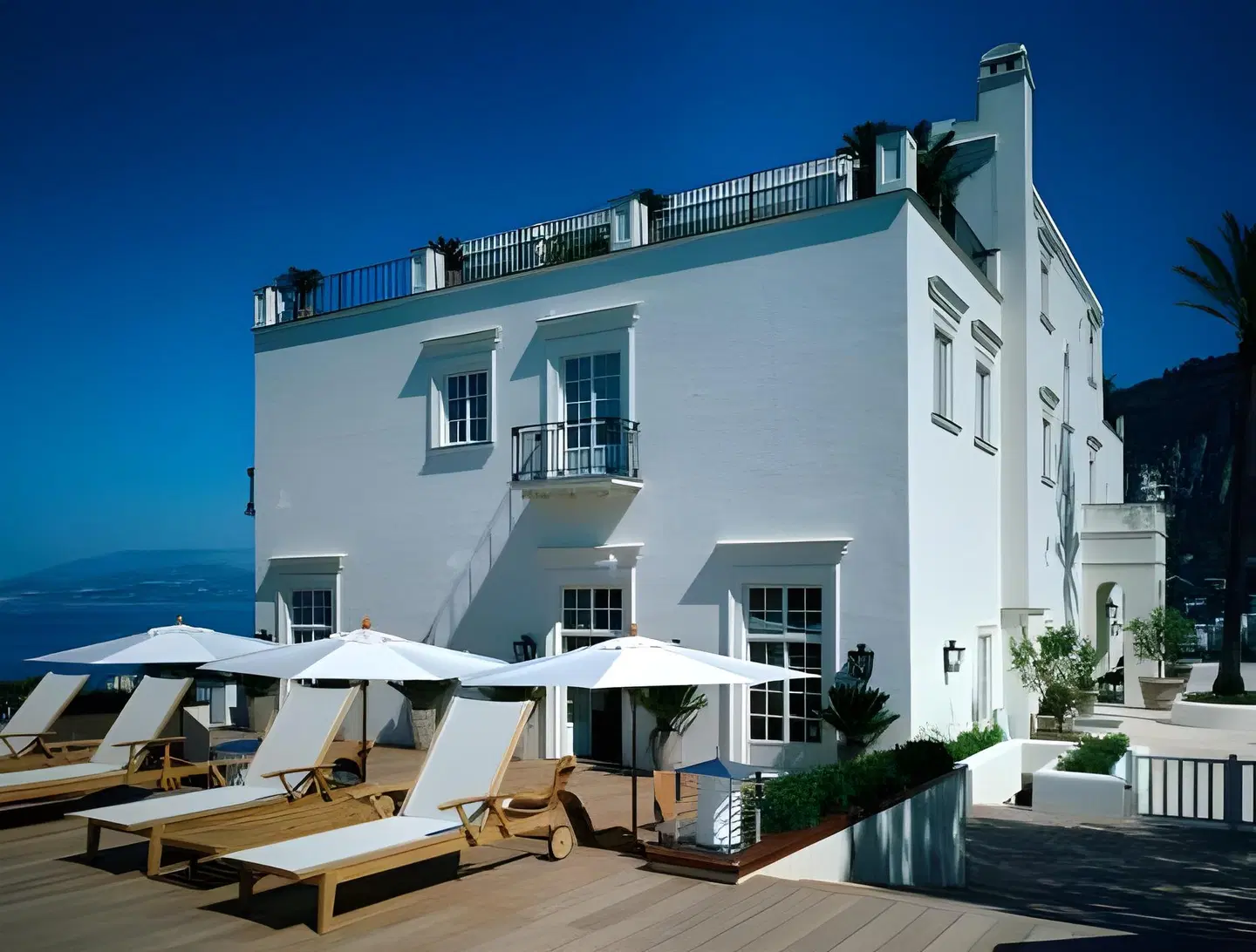 J.K. Place Capri EXTERIOR