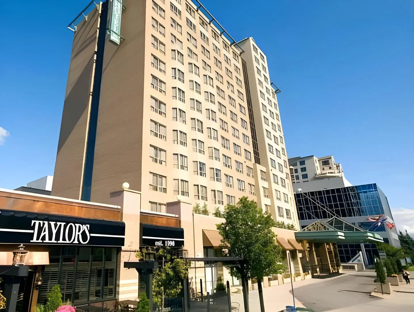 StationPark All Suite Hotel EXTERIOR