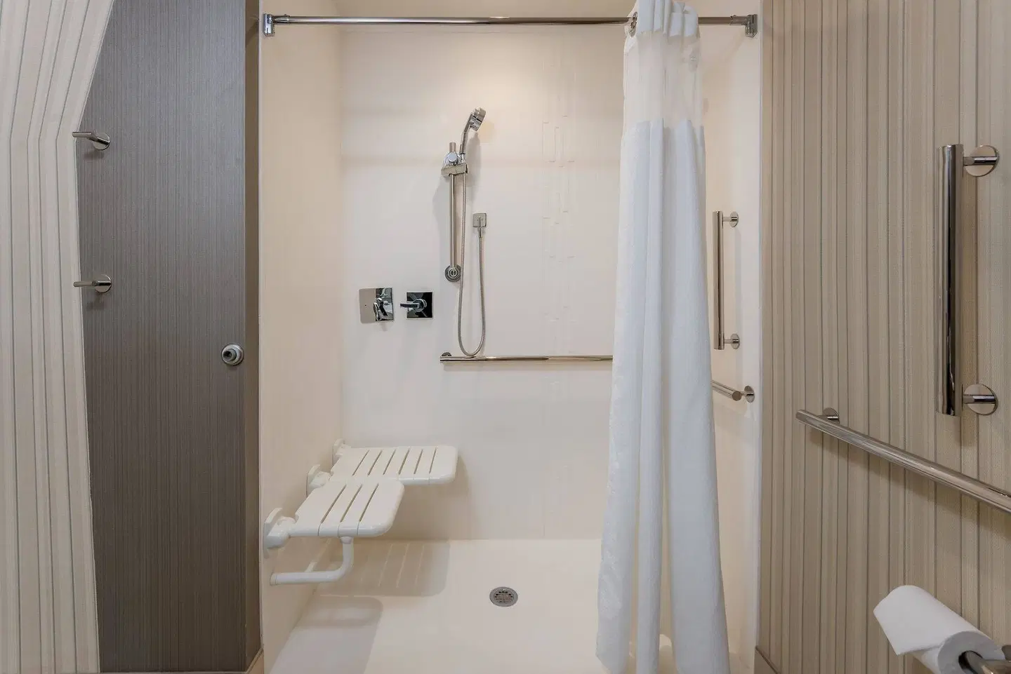 Courtyard Asheville Biltmore Village Badezimmer