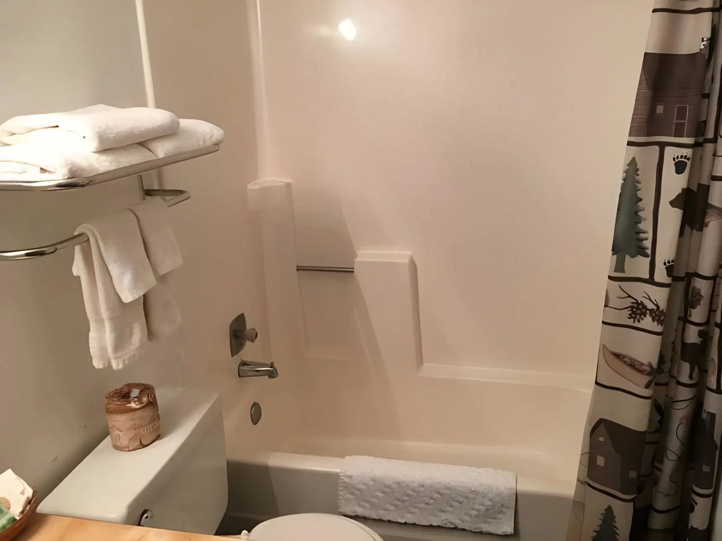 Rodeway Inn Bryce Canyon BATHROOM