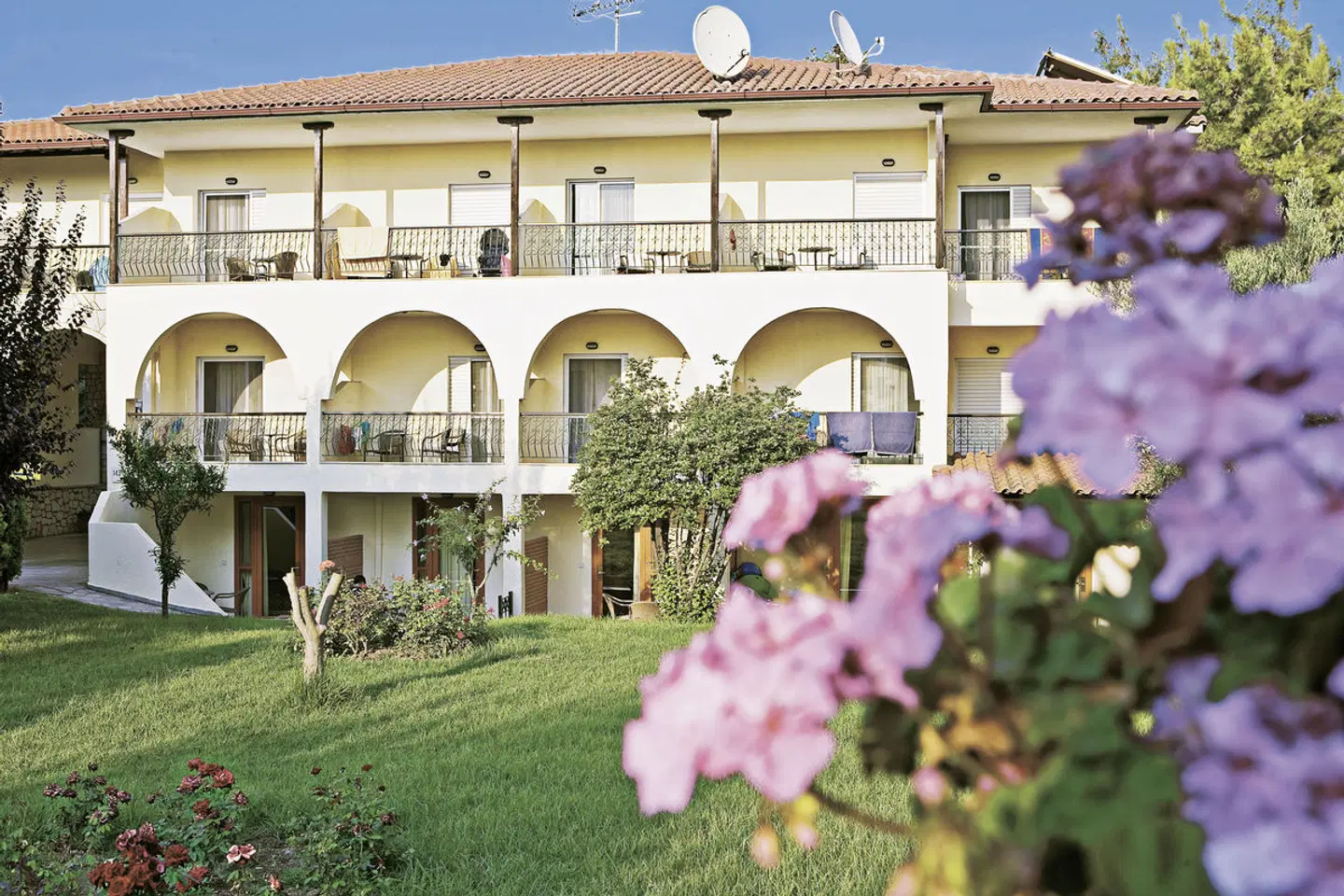 Portes Beach EXTERIOR