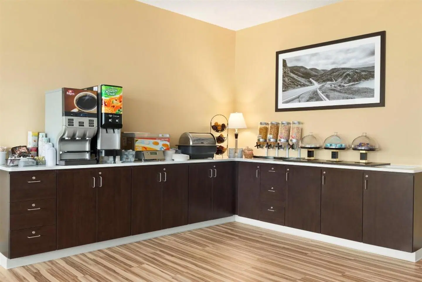 Travelodge by Wyndham Sydney ROOM_EXAMPLE