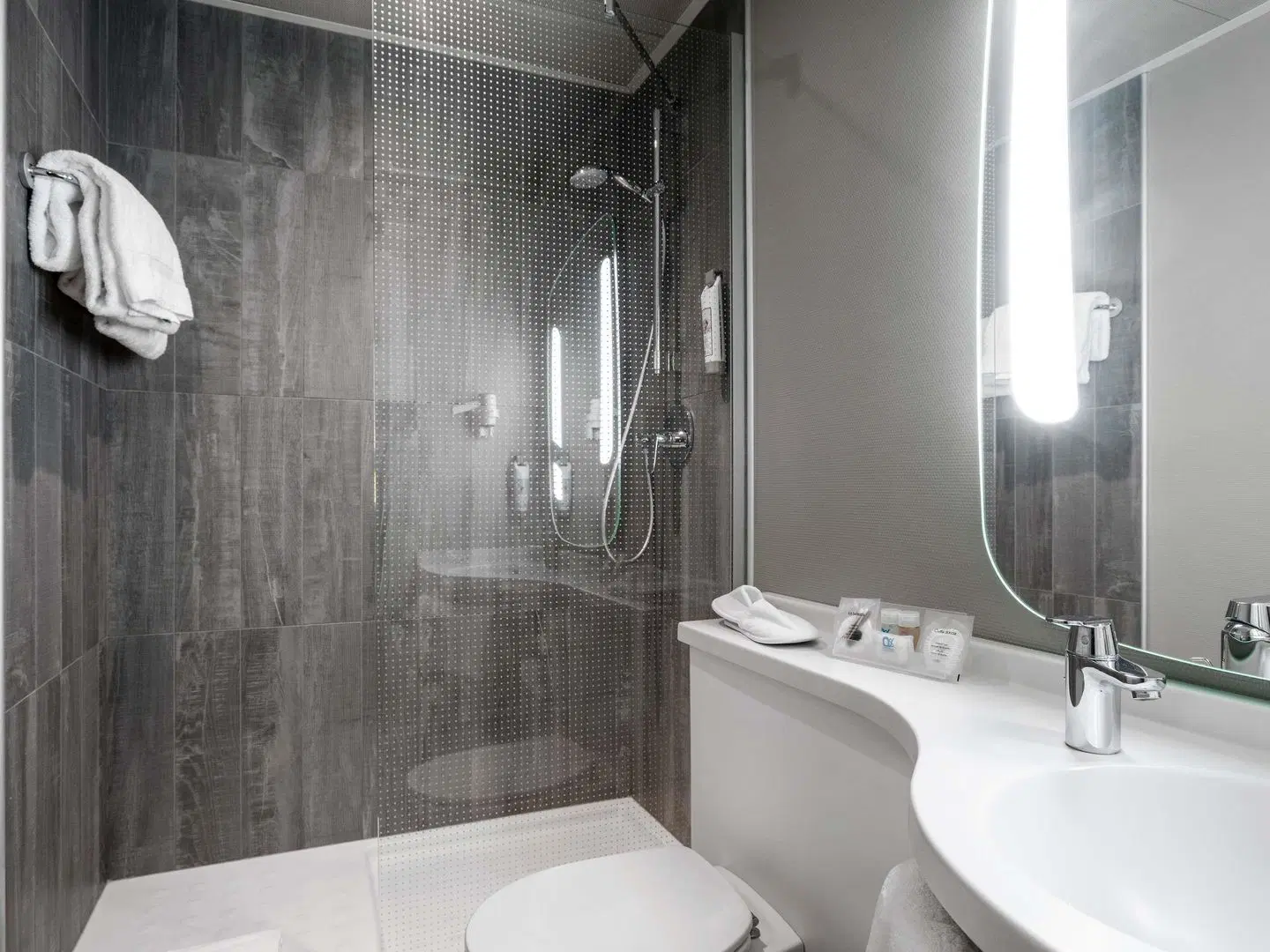 ibis Milano Centro Badezimmer