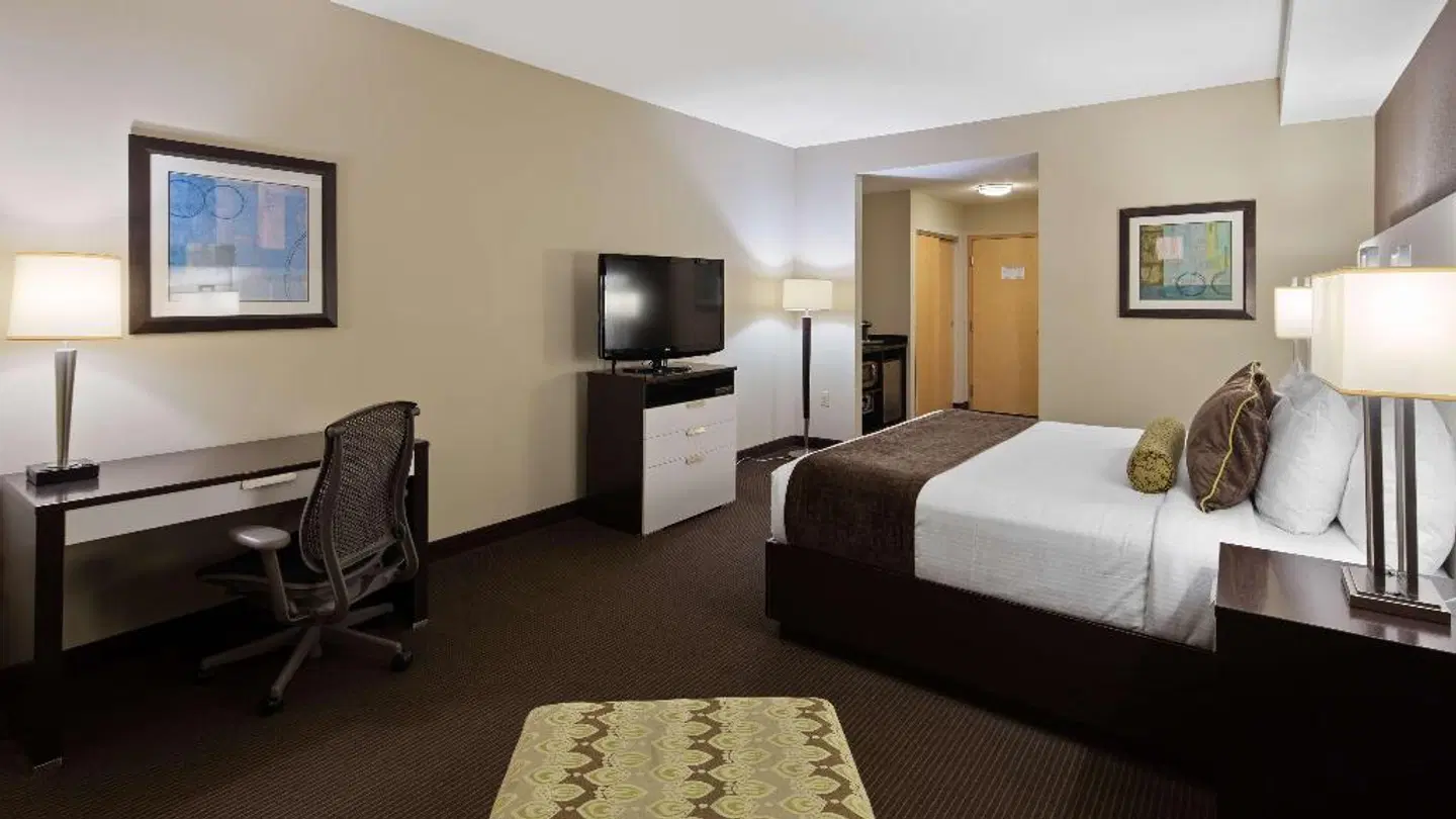 Best Western Premier Miami International Airport Hotel & Suites ROOM_EXAMPLE