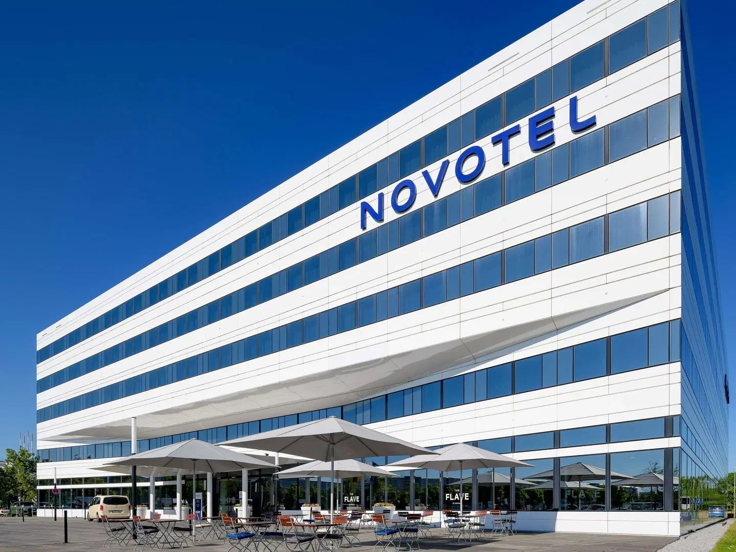 Novotel Munich Airport Hotel EXTERIOR