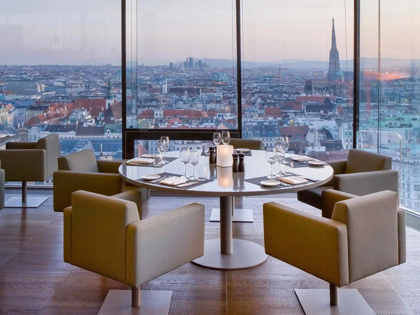 SO/ Vienna Hotel RESTAURANT